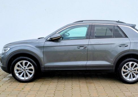 Volkswagen T-Roc, 2024