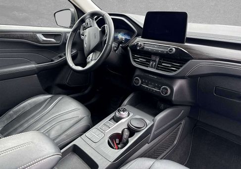 Ford Kuga, 2022