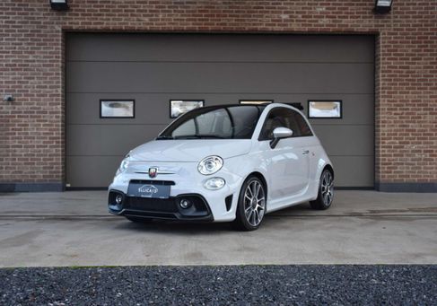 Abarth 595, 2023