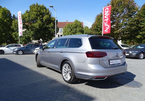 Volkswagen Passat Variant, 2020 3