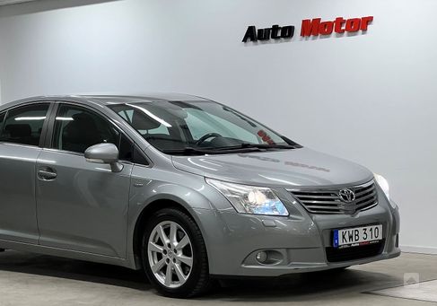 Toyota Avensis, 2010