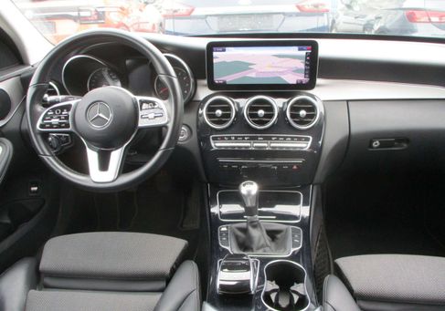 Mercedes-Benz C 180, 2020