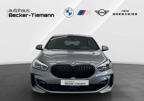 BMW 120, 2023