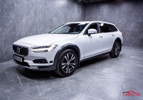 Volvo V90 Cross Country, 2021