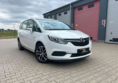 Opel Zafira, 2018