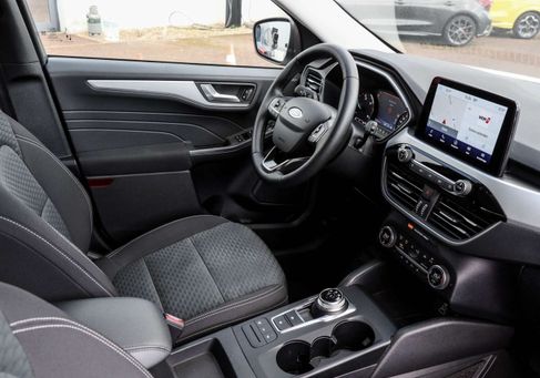 Ford Kuga, 2022