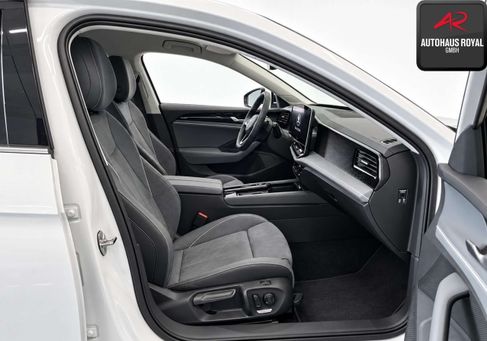 Volkswagen Passat, 2024 2