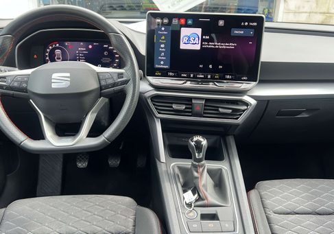 Seat Leon, 2025