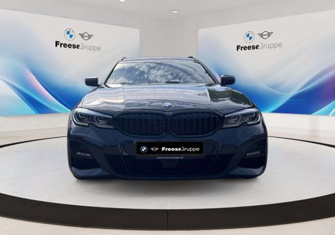 BMW 320, 2021 2