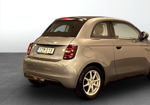 Fiat 500C, 2022