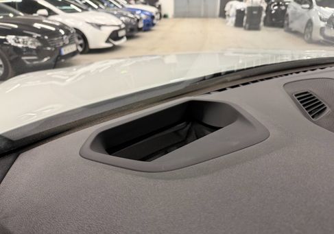 BMW 530, 2019