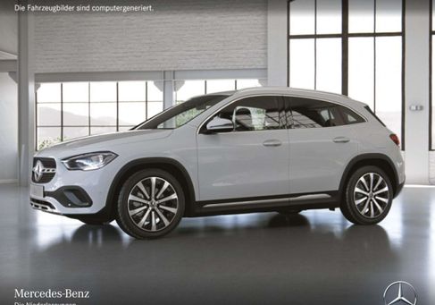 Mercedes-Benz GLA 250, 2023
