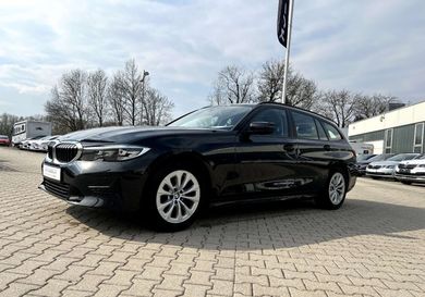 BMW 318, 2022