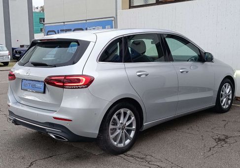 Mercedes-Benz B 200, 2020