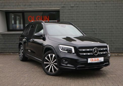 Mercedes-Benz GLB 200, 2022