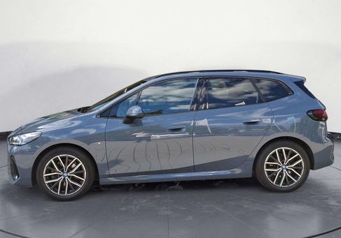 BMW 220, 2022 3