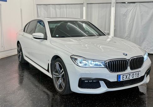 BMW 740, 2018 3