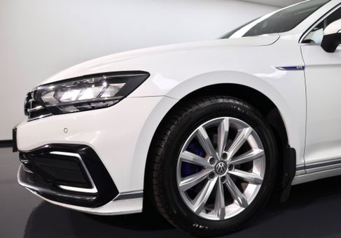 Volkswagen Passat Variant, 2020