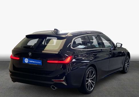BMW 330, 2020