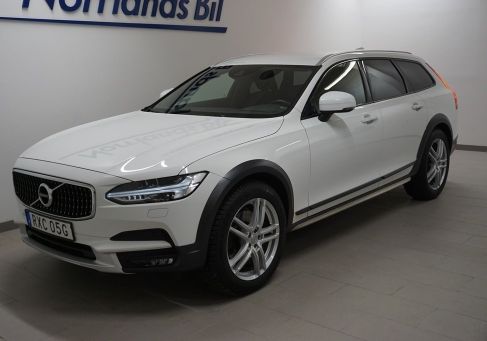 Volvo V90 Cross Country, 2020