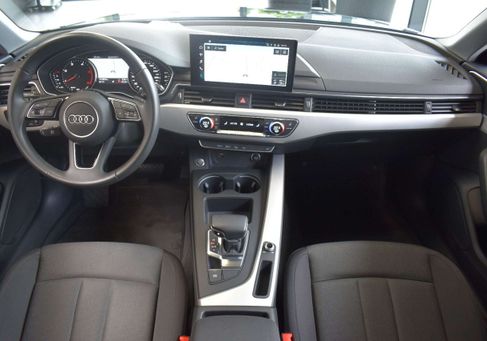 Audi A4, 2023
