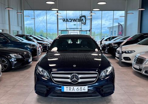 Mercedes-Benz E 220, 2019 3