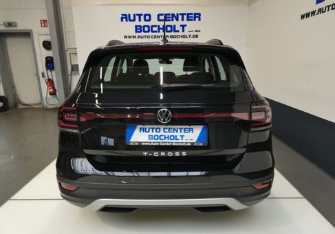 Volkswagen T-Cross, 2021