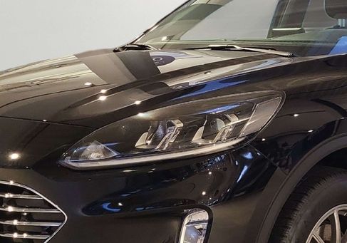 Ford Kuga, 2021