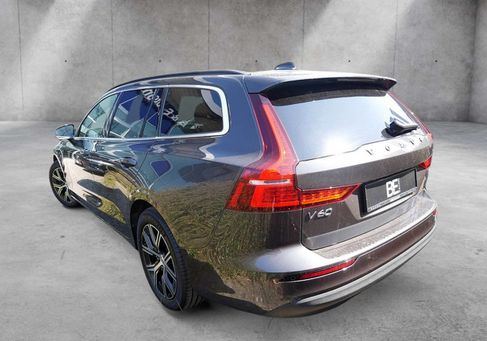 Volvo V60, 2023
