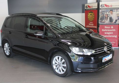 Volkswagen Touran, 2019 3