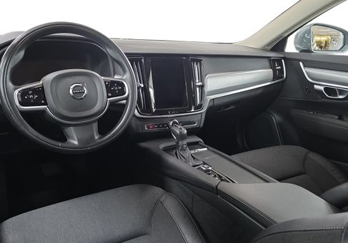 Volvo V90, 2020