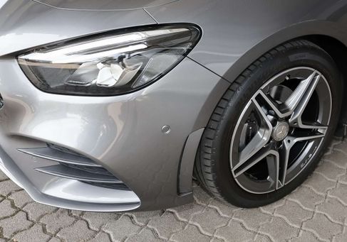 Mercedes-Benz B 180, 2019