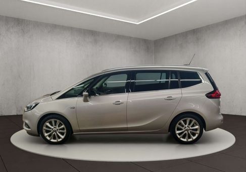 Opel Zafira, 2019