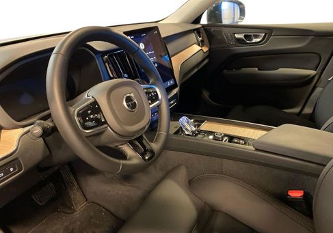Volvo XC60, 2026