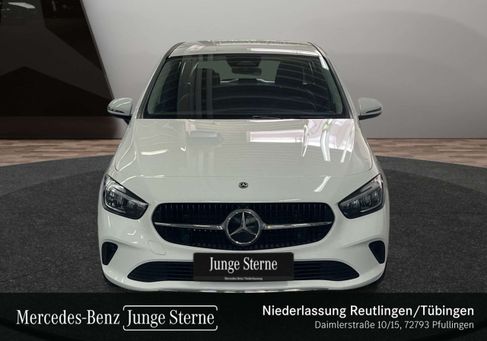 Mercedes-Benz B 180, 2026