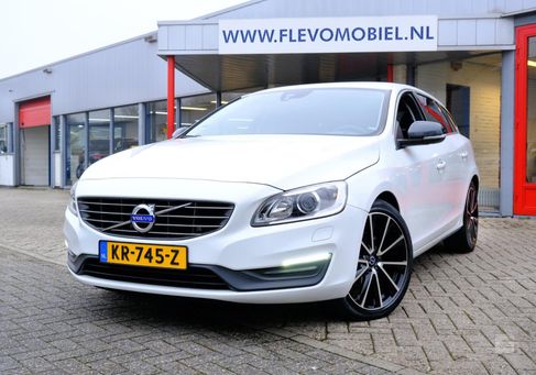 Volvo V60, 2016