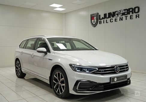 Volkswagen Passat Variant, 2020