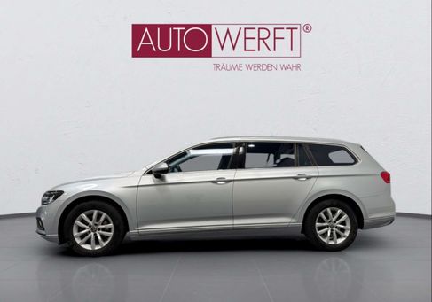 Volkswagen Passat Variant, 2023 3