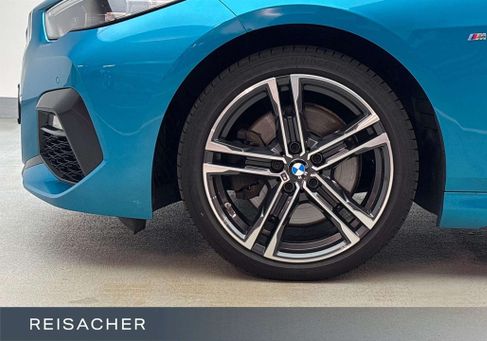 BMW 220, 2021 3