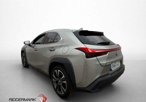 Lexus UX, 2021