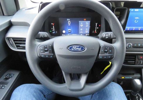 Ford Tourneo Courier, 2024
