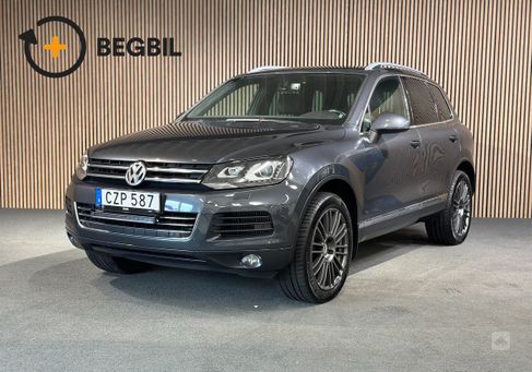 Volkswagen Touareg, 2013