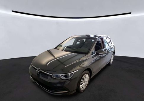 Volkswagen Golf, 2024 2