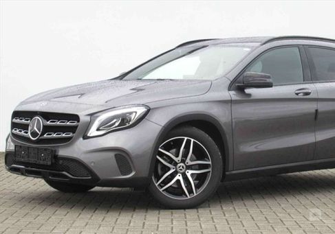 Mercedes-Benz GLA 220, 2018