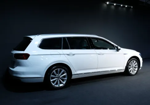 Volkswagen Passat Variant, 2018 3