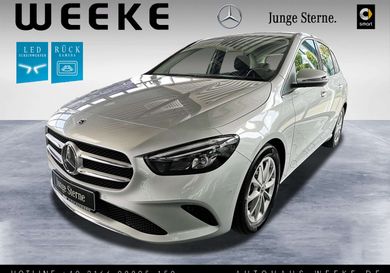 Mercedes-Benz B 200, 2022