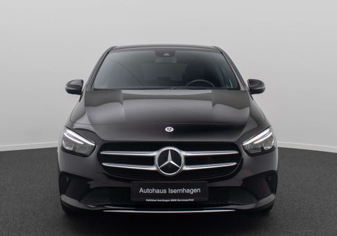 Mercedes-Benz B 180, 2020