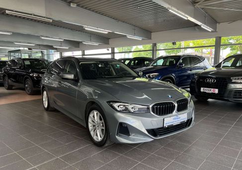 BMW 318, 2023