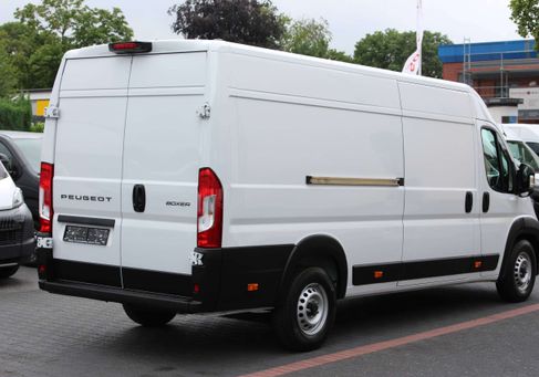 Peugeot Boxer, 2025