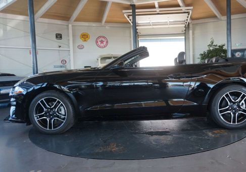 Ford Mustang, 2021